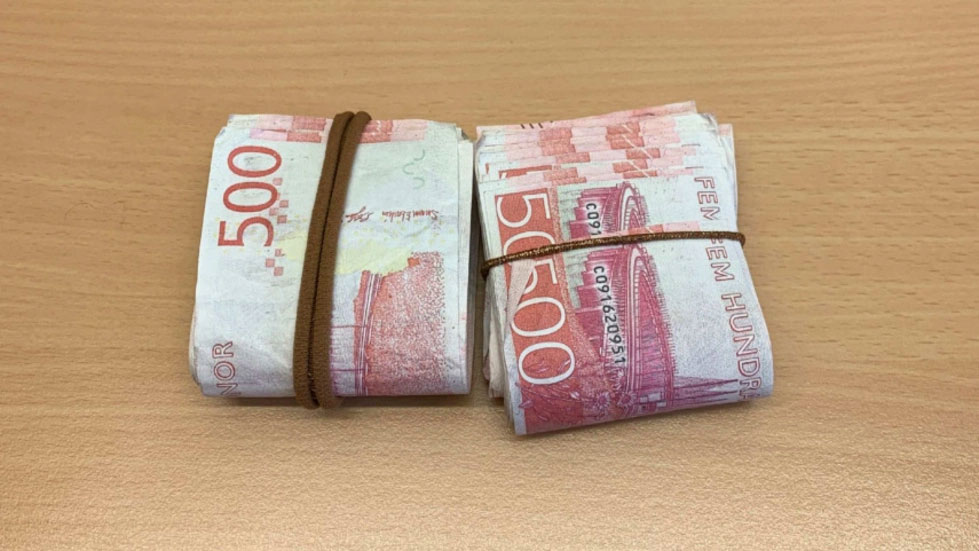 پلیسی که ۳۰ هزار کرون پیدا کرد اما به قانون عمل نکرد